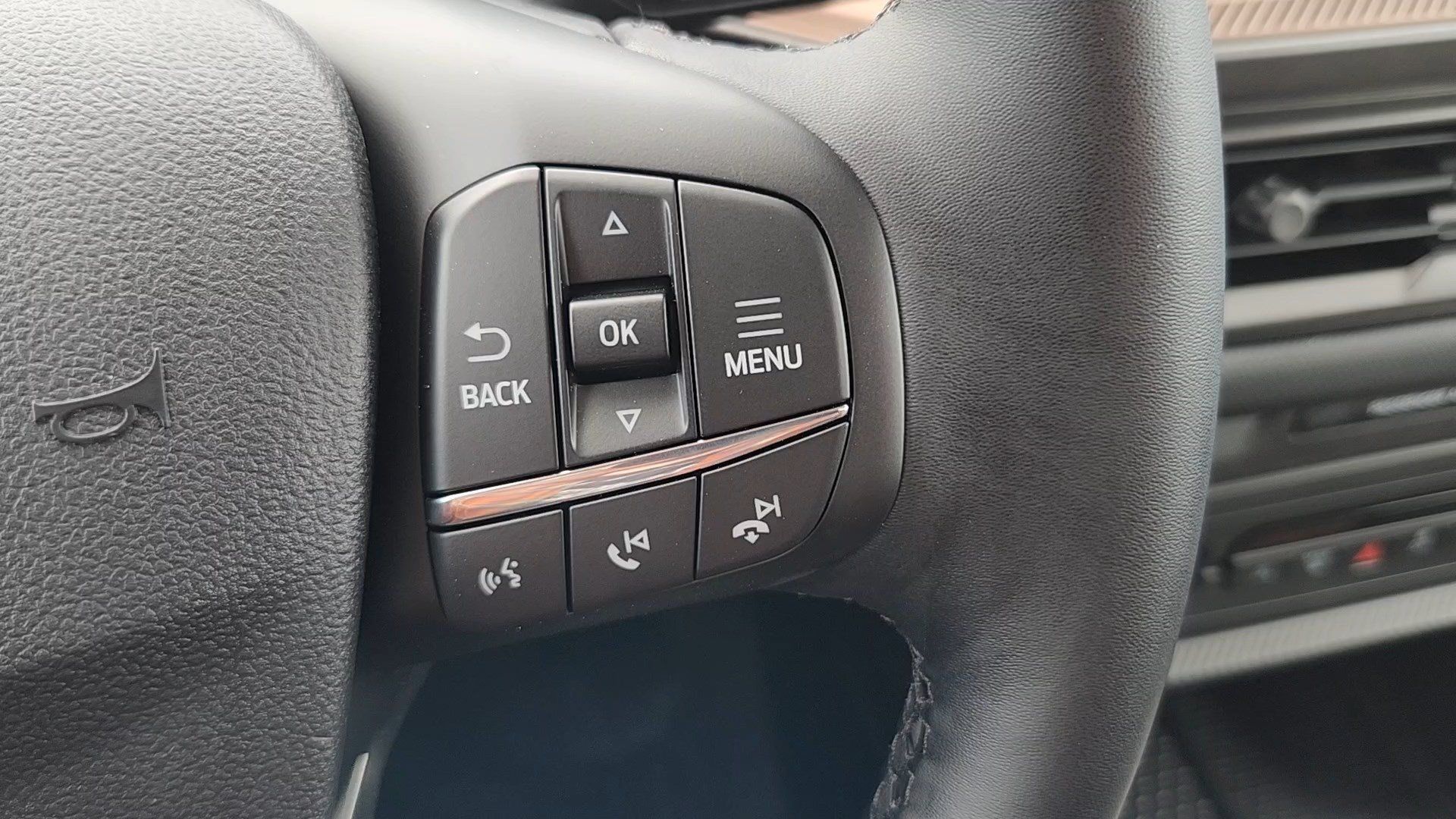 New 2026 Ford Bronco Sport Outer Banks w/ Outer Banks Tech Package+ AWD/4WD image 13