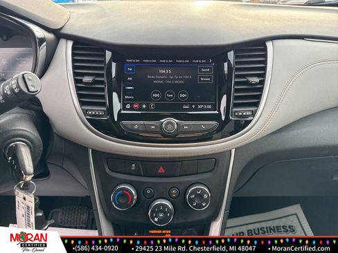 Used 2022 Chevrolet Trax LS w/ Fleet Convenience Package image 16