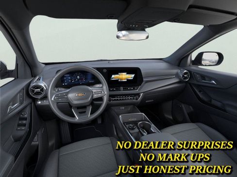 New 2026 Chevrolet Equinox LT w/ Convenience Package II FWD image 15