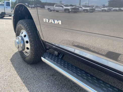Used 2024 RAM 3500 Laramie w/ Sport Appearance Package AWD/4WD image 14