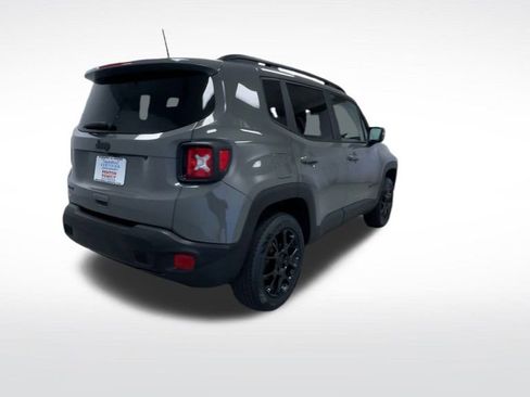 Used 2020 Jeep Renegade Altitude image 8