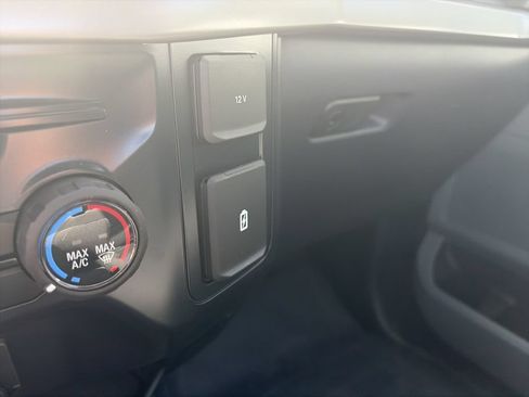 Certified 2025 Ford F150 XL AWD/4WD image 29