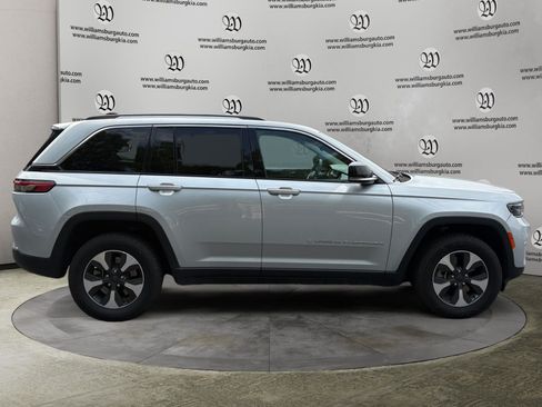 Used 2024 Jeep Grand Cherokee Limited 4xe AWD/4WD image 6