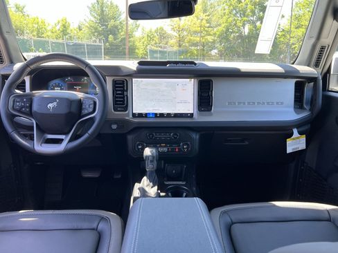 New 2026 Ford Bronco Outer Banks AWD/4WD image 23