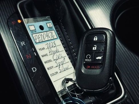 Used 2023 Honda Civic Sport image 33