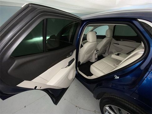 Used 2023 Buick Envision Avenir image 23