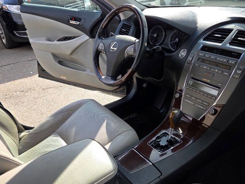 Used 2011 Lexus ES 350 image 41