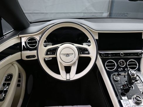 Used 2026 Bentley Continental GTC image 17