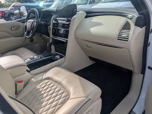 Used 2024 INFINITI QX80 Sensory w/ Cargo Package AWD/4WD image 15