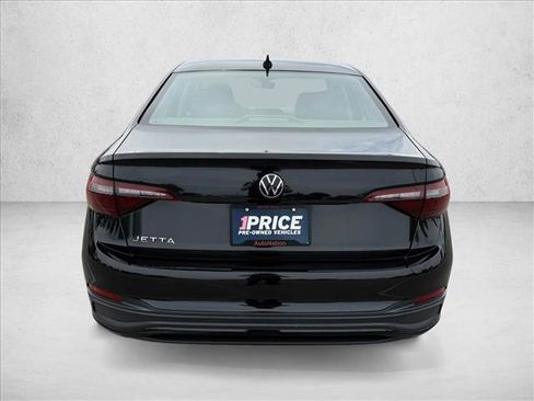 Used 2024 Volkswagen Jetta S FWD image 6