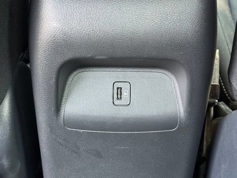 Used 2024 Nissan Sentra SV FWD image 16