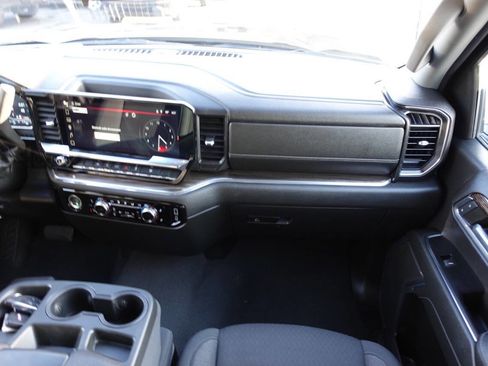 Used 2023 GMC Sierra 1500 Elevation image 26