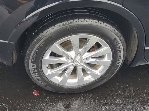 Certified 2017 Buick Envision Essence image 5