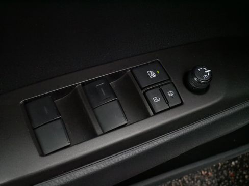 Certified 2023 Toyota Camry SE w/ Convenience Package image 19