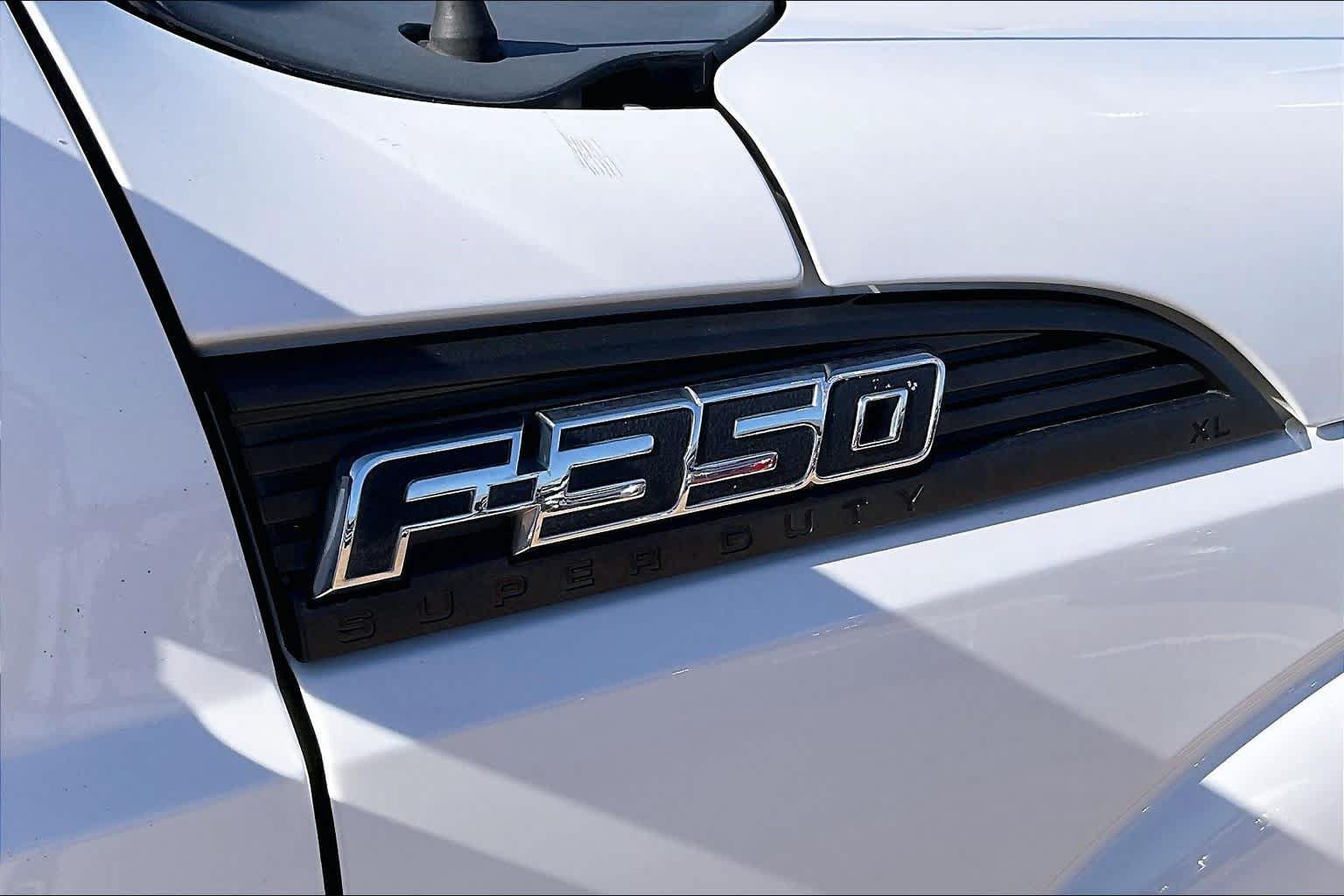 Used 2011 Ford F350 XL w/ PWR Equipment Group AWD/4WD image 10