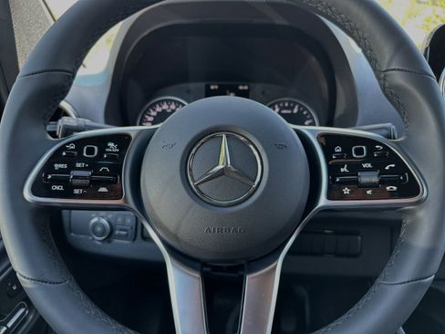 Used 2024 Mercedes-Benz Sprinter 144 Cargo image 26