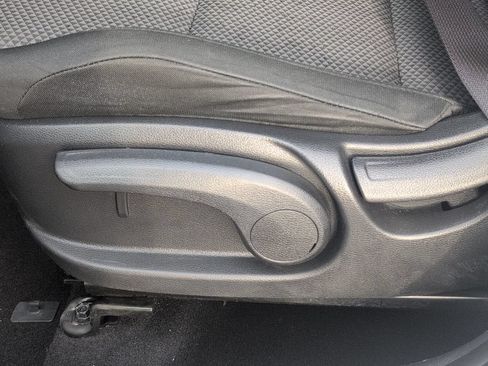 Used 2020 Kia Soul LX FWD image 15
