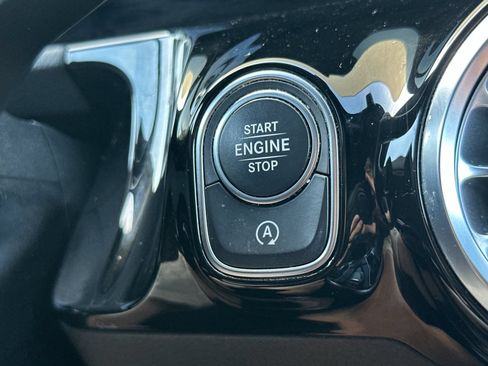 Certified 2023 Mercedes-Benz GLA 250 image 23