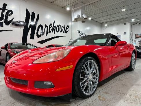 Used 2013 Chevrolet Corvette Convertible w/ 2LT Preferred Equipment Group RWD image 16