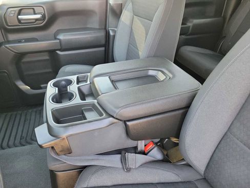 Used 2023 Chevrolet Silverado 1500 Custom image 12