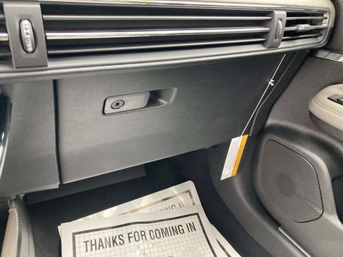 New 2026 Lincoln Corsair Premiere image 29