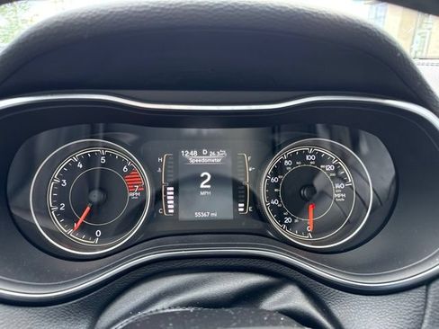 Used 2020 Jeep Cherokee Latitude Plus w/ Cold Weather Group AWD/4WD image 10