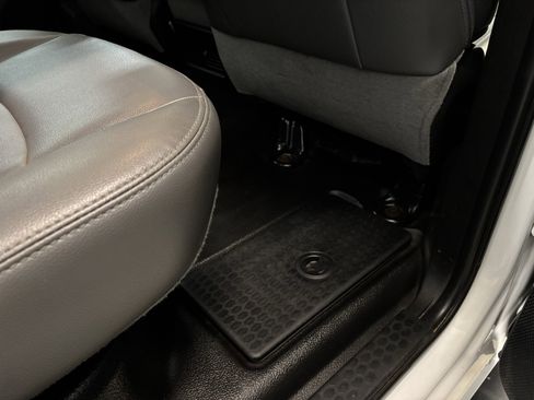 Used 2018 RAM 3500 Tradesman w/ Snow Chief Group image 32