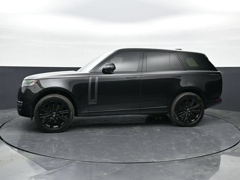 Used 2024 Land Rover Range Rover Autobiography AWD/4WD image 4
