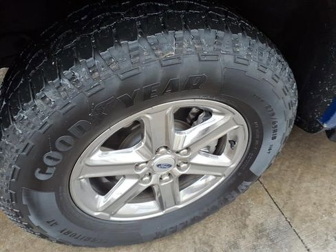 Used 2025 Ford F150 XLT w/ Equipment Group 301A Standard image 7