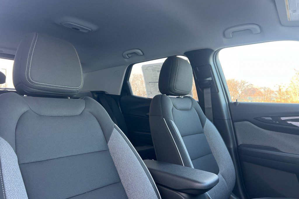 New 2026 Chevrolet TrailBlazer LT w/ Convenience Package FWD image 14