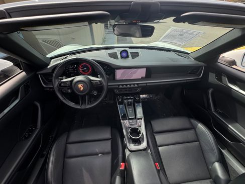 Used 2020 Porsche 911 Carrera 4S image 47