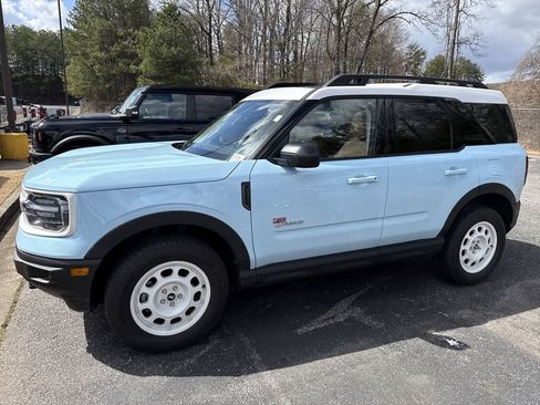 Used 2023 Ford Bronco Sport Heritage Limited image 7