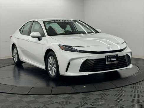 Certified 2026 Toyota Camry LE w/ Convenience Package FWD image 8