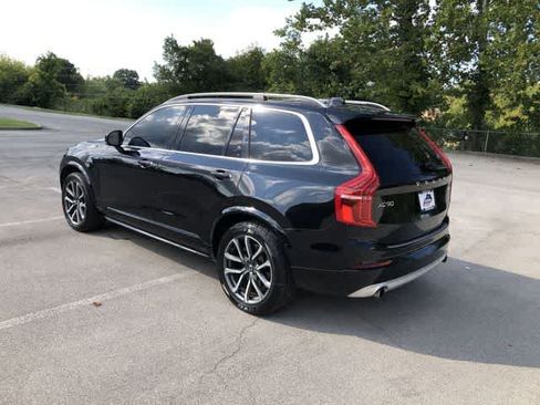 Used 2019 Volvo XC90 T5 Momentum w/ Protection Package Premier FWD image 4