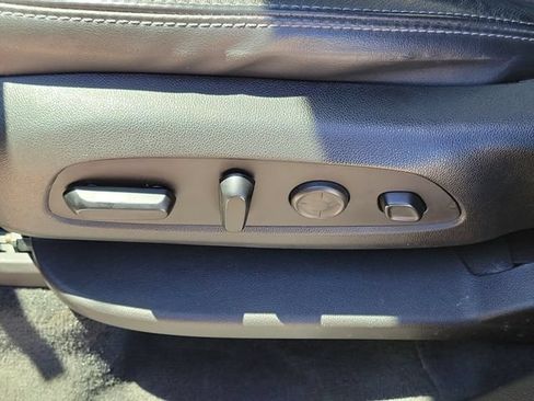 Used 2021 Buick Enclave Avenir w/ Avenir Technology Package AWD/4WD image 7