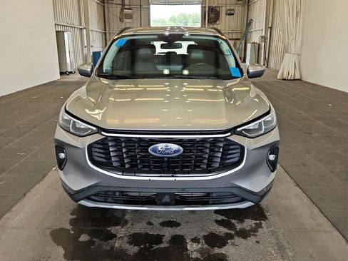 Used 2023 Ford Escape Platinum AWD/4WD image 9
