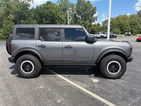 Used 2023 Ford Bronco Badlands AWD/4WD image 9