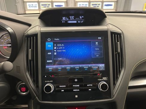 Used 2021 Subaru Crosstrek 2.5i Sport w/ Moonroof Package image 22