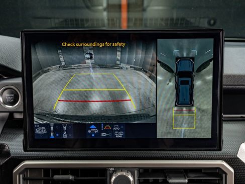 Used 2025 Toyota 4Runner Limited image 26