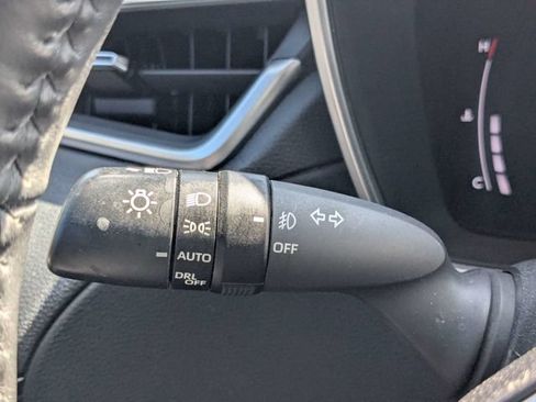 Used 2024 Toyota Corolla Cross AWD Hybrid w/ Convenience Package image 28