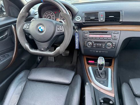 Used 2011 BMW 135i Convertible image 26