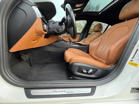 Used 2018 BMW 540i RWD image 11