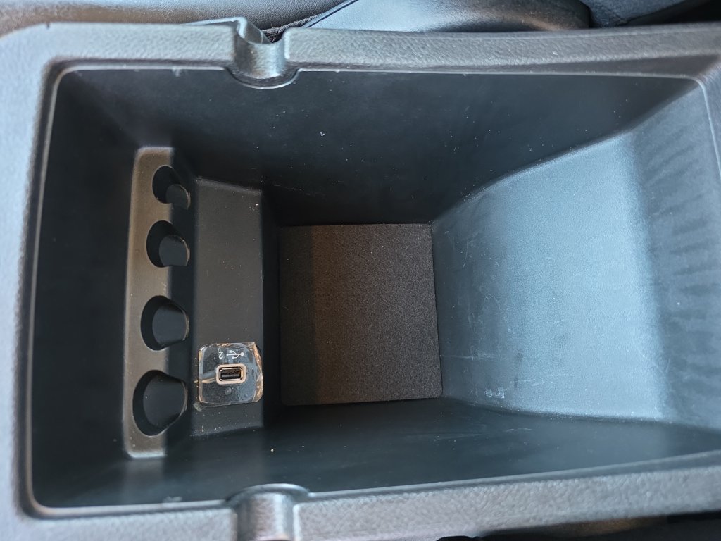 Used 2021 Jeep Cherokee Latitude Plus FWD image 30