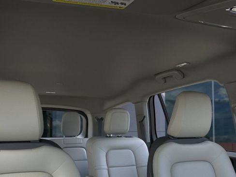 New 2026 Lincoln Aviator AWD image 22