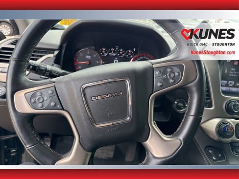 Used 2016 GMC Yukon Denali w/ Open Road Package AWD/4WD image 30