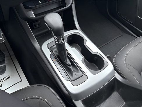 Used 2022 Chevrolet Colorado LT w/ Chrome Appearance Package image 19