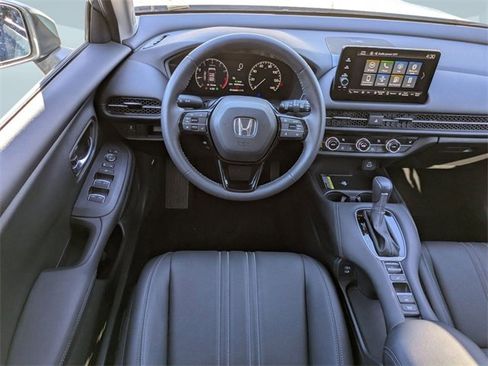 Certified 2024 Honda HR-V EX-L image 17