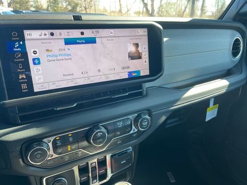 New 2026 Jeep Wrangler Sahara image 8