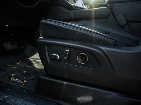 New 2026 GMC Yukon XL Denali w/ Sun & Power Step Package image 21