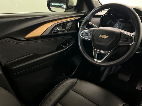 Used 2023 Chevrolet TrailBlazer ACTIV w/ Convenience Package FWD image 12
